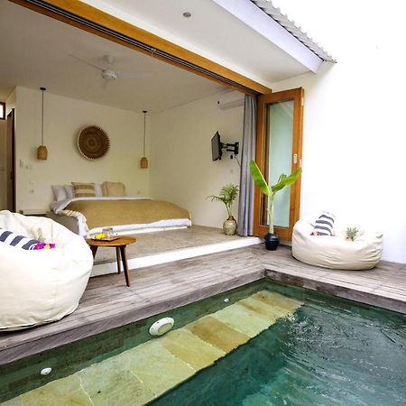 Tiga Studios - Adults Only Kuta  Экстерьер фото