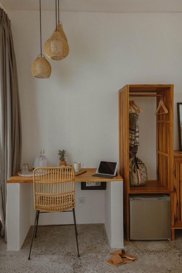 Tiga Studios - Adults Only Kuta  Экстерьер фото